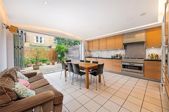 5 Bedroom Terraced House For Sale In Broxash Road, London, SW11