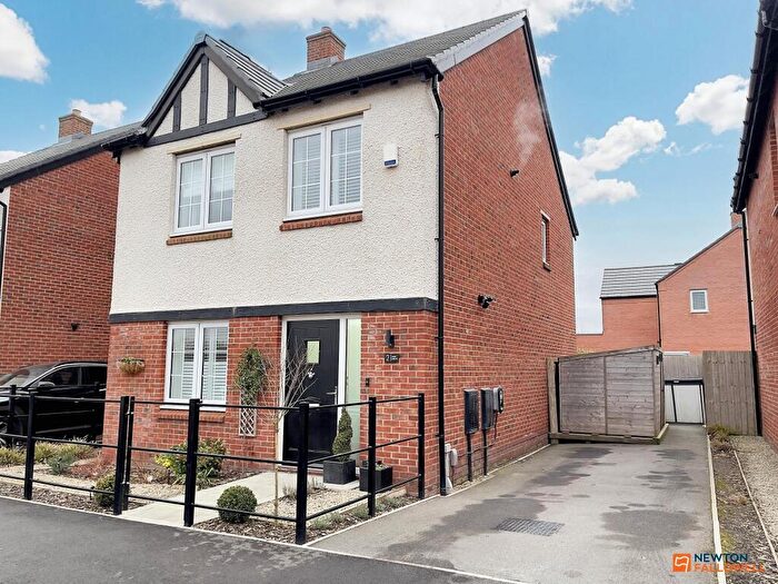 3 Bedroom Detached House For Sale In Jade Grove, Coalville, LE67