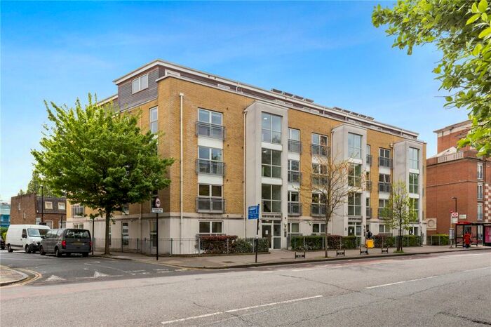 1 Bedroom Apartment To Rent In Essex Road, London, N1