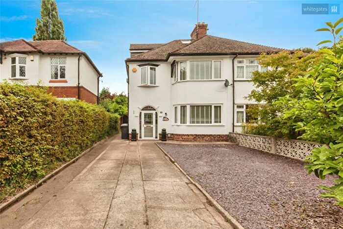 4 Bedroom Semi-detached House For Sale In Millfields, Nantwich, Cheshire, CW5
