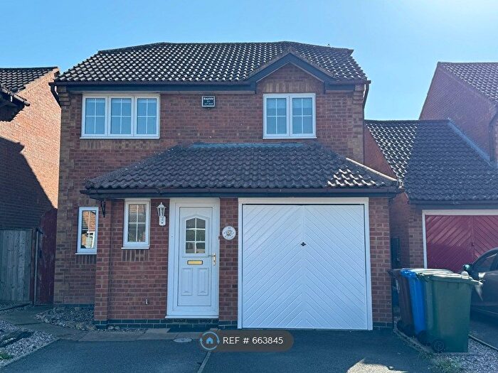 3 Bedroom Detached House To Rent In Ravencroft, Bicester, OX26