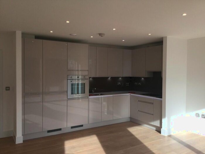 3 Bedroom Apartment For Sale In Bodiam Court, Lakeside Drive, Park Royal, London, NW10