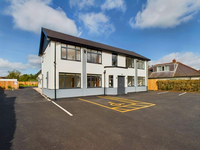 2 Bedroom Flat For Sale In Apartment ''majestic House'' Cross Road, Albrighton, WV7