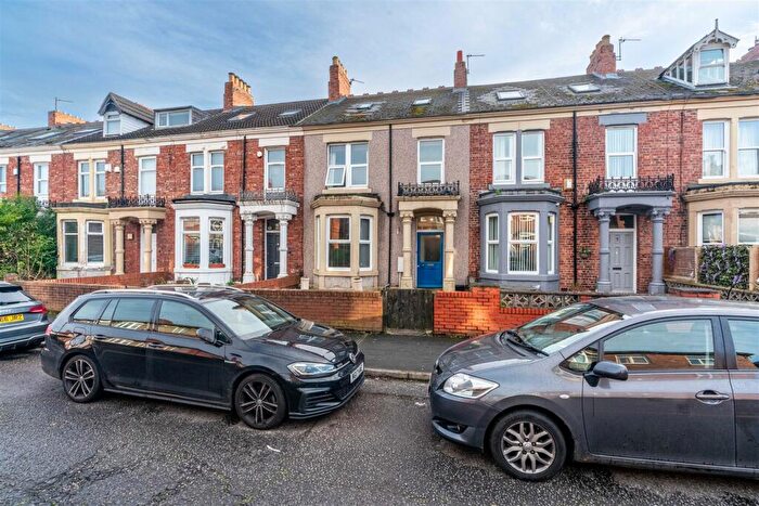 6 Bedroom Terraced House To Rent In £pppw - Stannington Avenue, Heaton, NE6