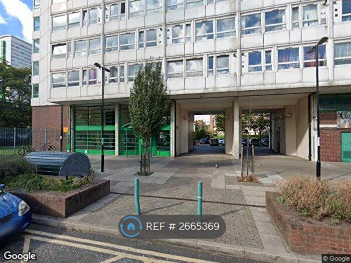 2 Bedroom Flat To Rent In Daubeney Tower, London, SE8