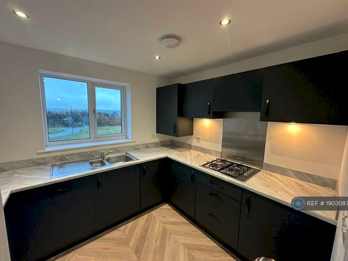 2 Bedroom Flat To Rent In Sunflower Drive, Newcastle Upon Tyne, NE13