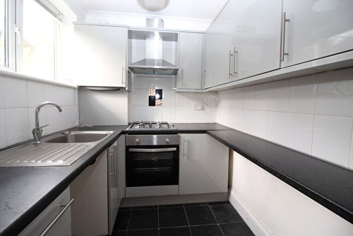 1 Bedroom Flat To Rent In Cobham Street, Gravesend, Kent, DA11