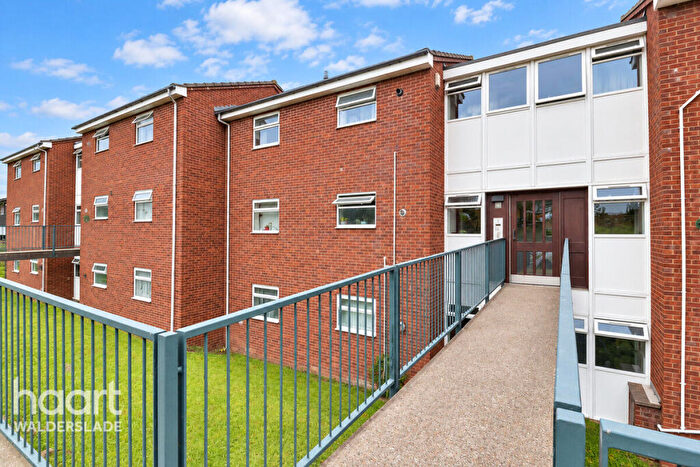 1 Bedroom Apartment For Sale In Swift Crescent, Chatham, ME5