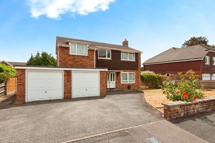 4 Bedroom Detached House For Sale In Neville Close, Basingstoke, Hampshire, RG21