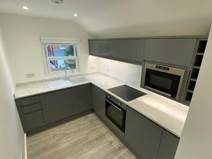 1 Bedroom Apartment To Rent In Filey Road, Reading, RG1