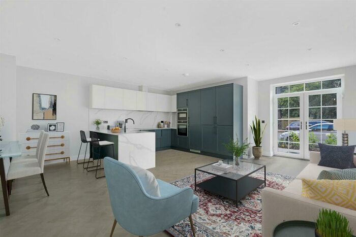 2 Bedroom Apartment To Rent In Woodlands Road, BR1