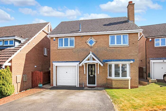 4 Bedroom Detached House For Sale In Bloomesley Close, Newton Aycliffe, DL5