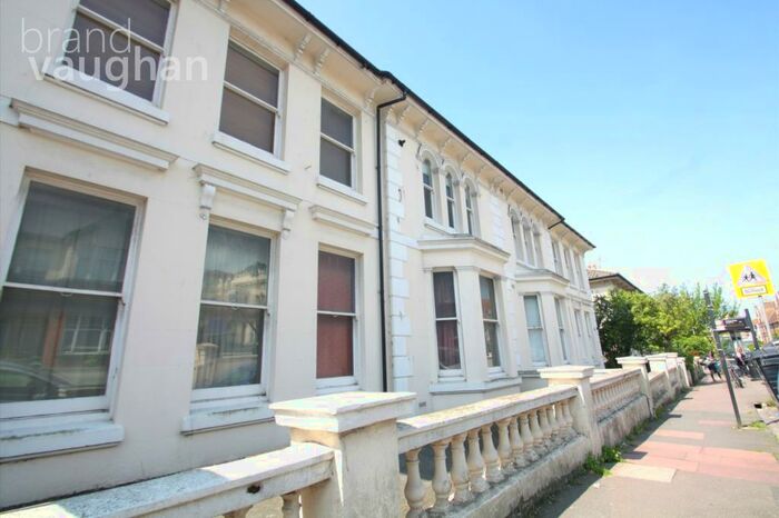 1 Bedroom Apartment To Rent In Eastern Road, Brighton, BN2