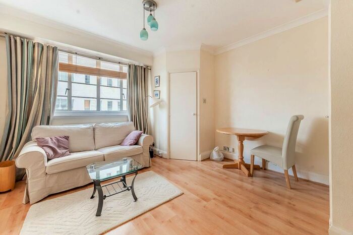Studio To Rent In Sloane Avenue, Chelsea, London, SW3