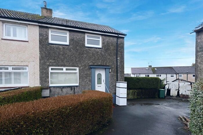 2 Bedroom End Of Terrace House For Sale In Moss Road, Waterside, Kirkintilloch, G66