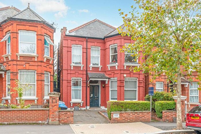 2 Bedroom Flat For Sale In Anson Road, Mapesbury Estate, London, NW2