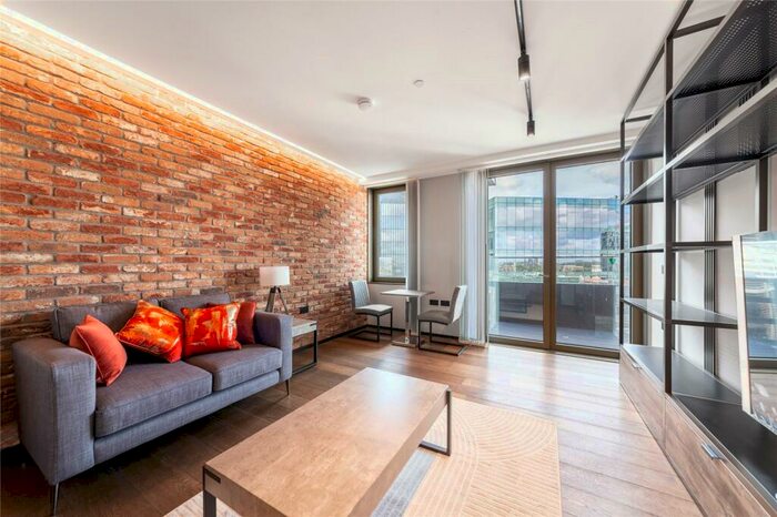 Apartment To Rent In Hewett Street, London, EC2A