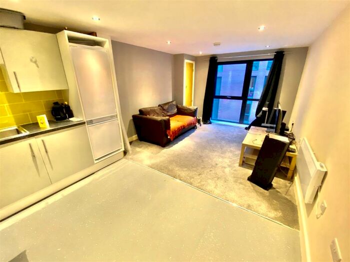 4 Bedroom House To Rent In Denby Street, Sheffield, S2