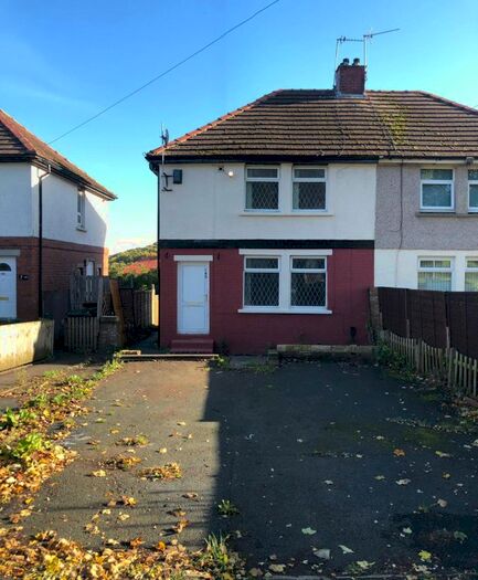3 Bedroom Semi-Detached House To Rent In Ravenscliffe Ave, Bradford, BD10