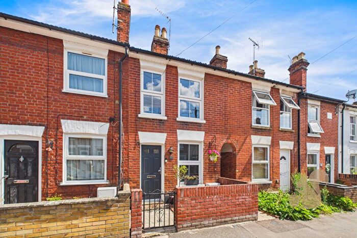 2 Bedroom Terraced House For Sale In Albert Street, Colchester, CO1