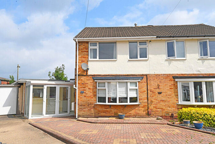 3 Bedroom Semi-Detached House To Rent In Devonshire Way, Harrogate, HG1