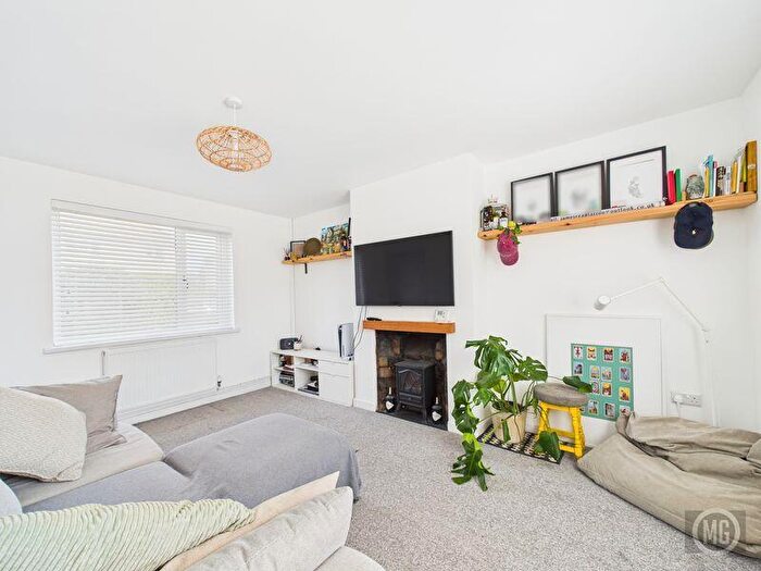 2 Bedroom Semi Detached House For Sale In Hurston Road, Bristol, BS4