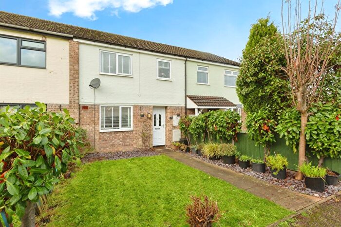 3 Bedroom Terraced House For Sale In Knightsbridge Road, Glen Parva, Leicester, LE2