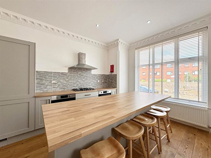 7 Bedroom House To Rent In Melton Road, West Bridgford, Nottingham, NG2