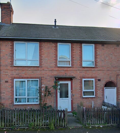 2 Bedroom Terraced House To Rent In Surrey Street, Leicester, LE4