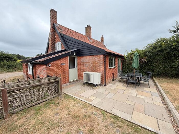 2 Bedroom Cottage To Rent In Westleton, IP17