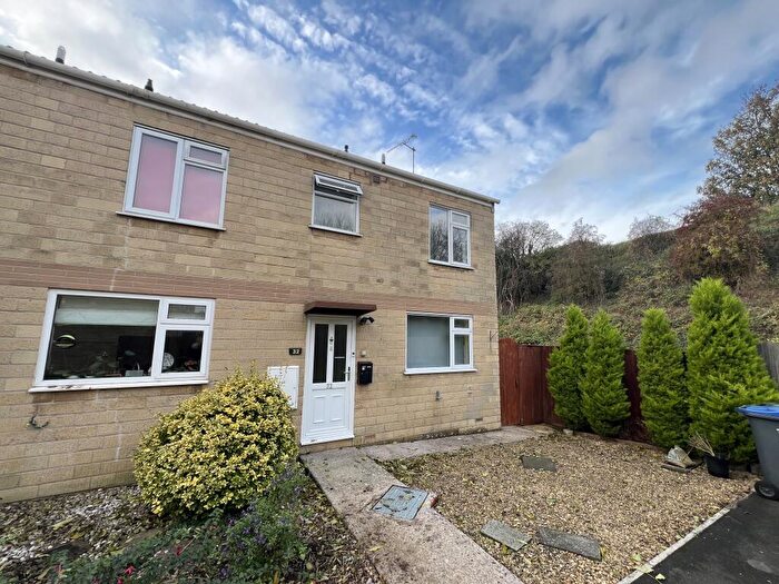 3 Bedroom Semi-Detached House To Rent In St. Peters Close, Chippenham, SN15