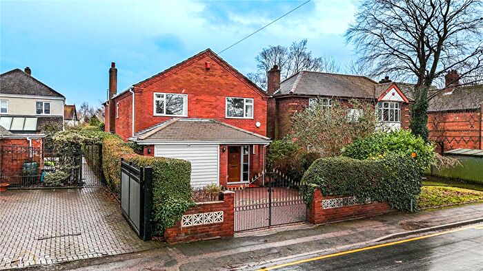 4 Bedroom Detached House For Sale In Wigginton Road, Tamworth, Staffordshire, B79