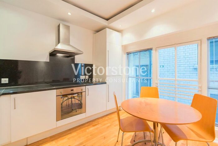 1 Bedroom Flat To Rent In Weymouth Mews, Marylebone, London, W1G