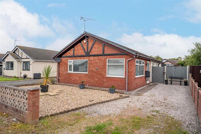 4 Bedroom Detached Bungalow For Sale In Towyn Way West, Towyn, LL22