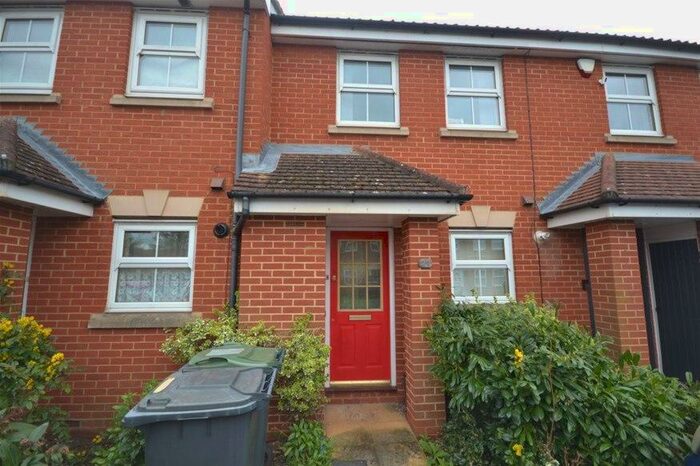 2 Bedroom House To Rent In Wraysbury Close, Luton, LU4