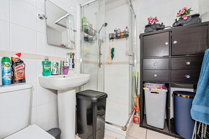 1 Bedroom Flat For Sale In Falcon Avenue, Grays, RM17