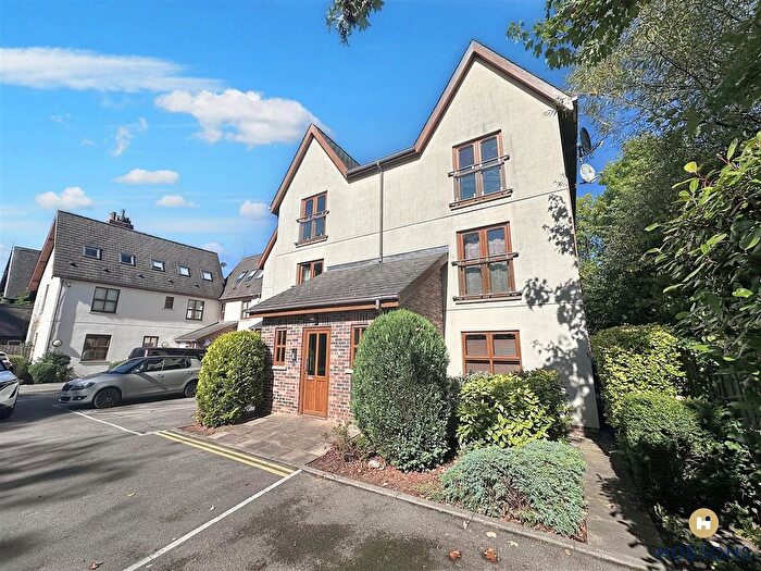 2 Bedroom Flat To Rent In Beech House, Whitwood Lane, WF10