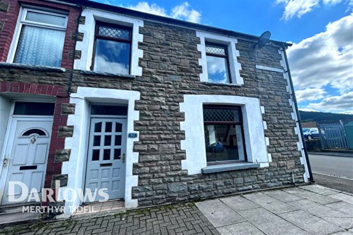 3 Bedroom Terraced House To Rent In Miskin Street, Treherbert, CF42