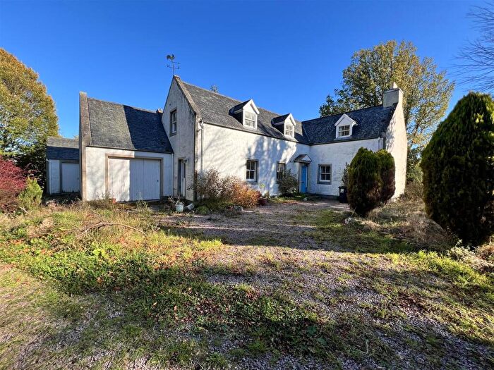 5 Bedroom Detached House For Sale In Torran Gorm, Cantray, Croy, Inverness, IV2