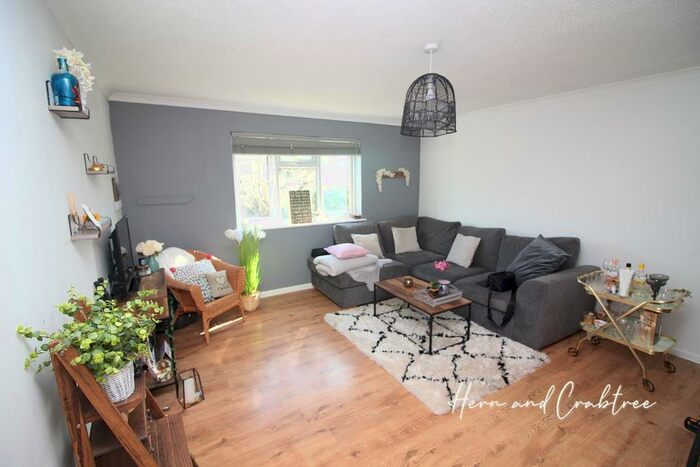 2 Bedroom Apartment To Rent In Oxwich Close, Cardiff, CF5