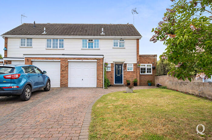 3 Bedroom Semi-Detached House For Sale In Chichester Close, Rainham, Gillingham, Kent, ME8
