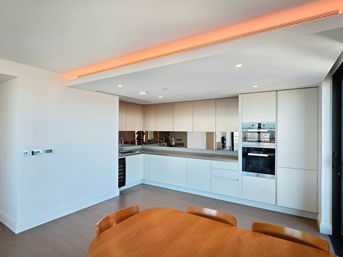 2 Bedroom Flat To Rent In Albert Embankment, London, SE1