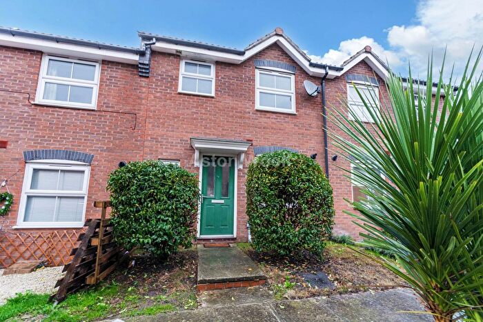 3 Bedroom Town House To Rent In Hopkinson Court, Bestwood Village, NG6