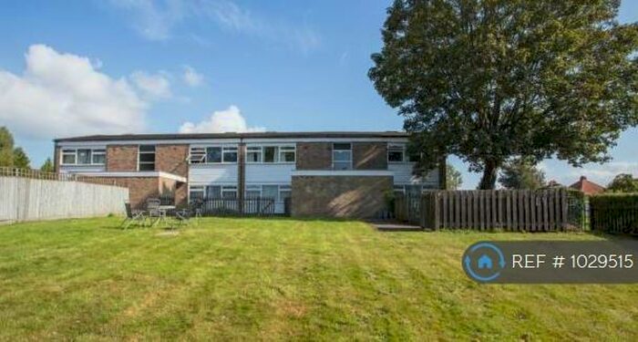 2 Bedroom Flat To Rent In New Beverley House, Canterbury, CT2