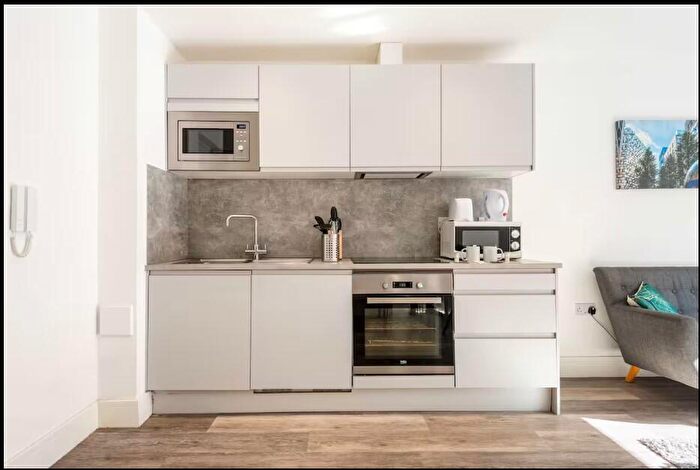 1 Bedroom Apartment To Rent In Henry Street, Sheffield, S3