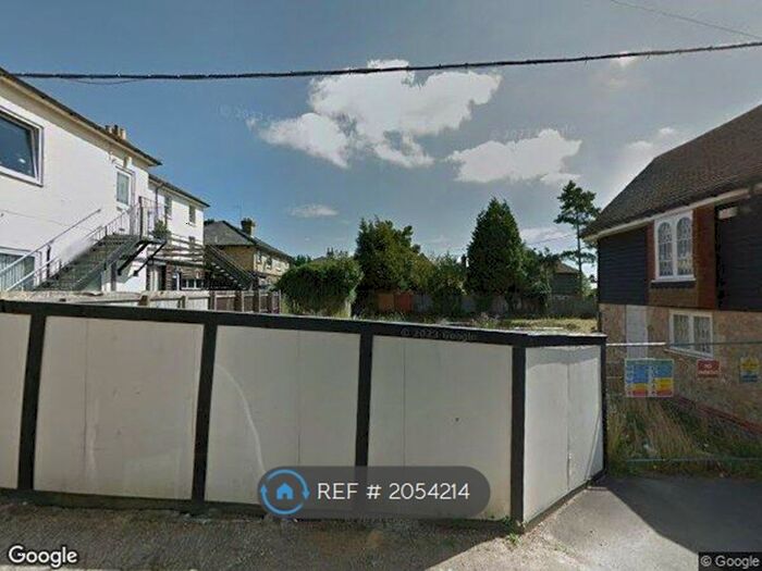 1 Bedroom Flat To Rent In Still Lane, Southborough, Tunbridge Wells, TN4