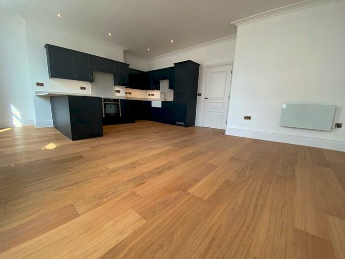 1 Bedroom Flat To Rent In Parade, Leamington Spa, CV32