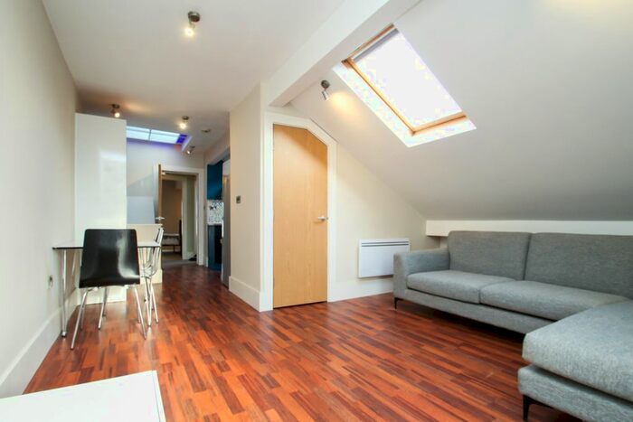 1 Bedroom Flat To Rent In Vesper Road, Kirkstall, Leeds, LS5