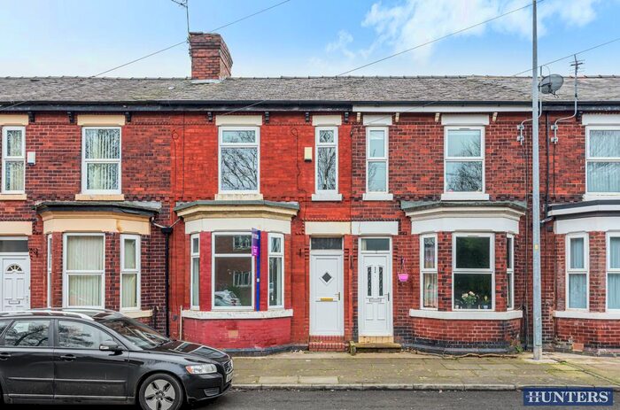 3 Bedroom Terraced House To Rent In Cemetery Road, Salford M5