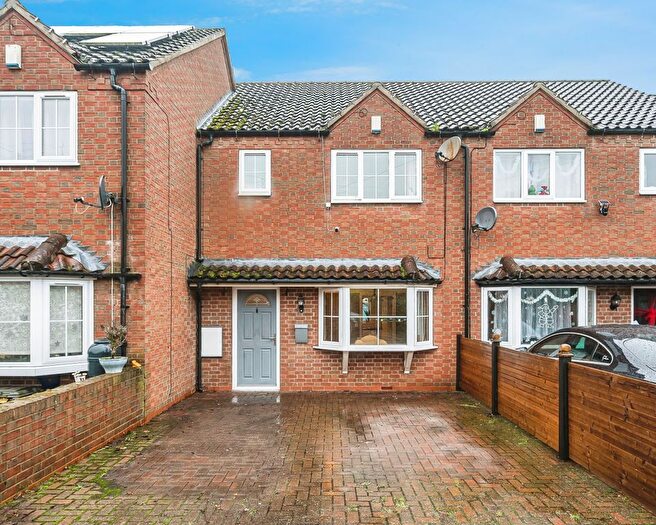 3 Bedroom Terraced House For Sale In Matlkin Road, Fenton, Lincoln, LN1